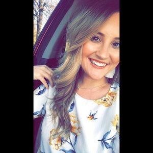 Meet your Posher, Brooke